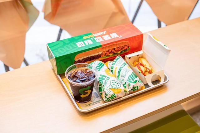 食饮动态观察丨熊猫邮茶体验馆落地宽窄巷豪吉文化展亮相成博(图5)