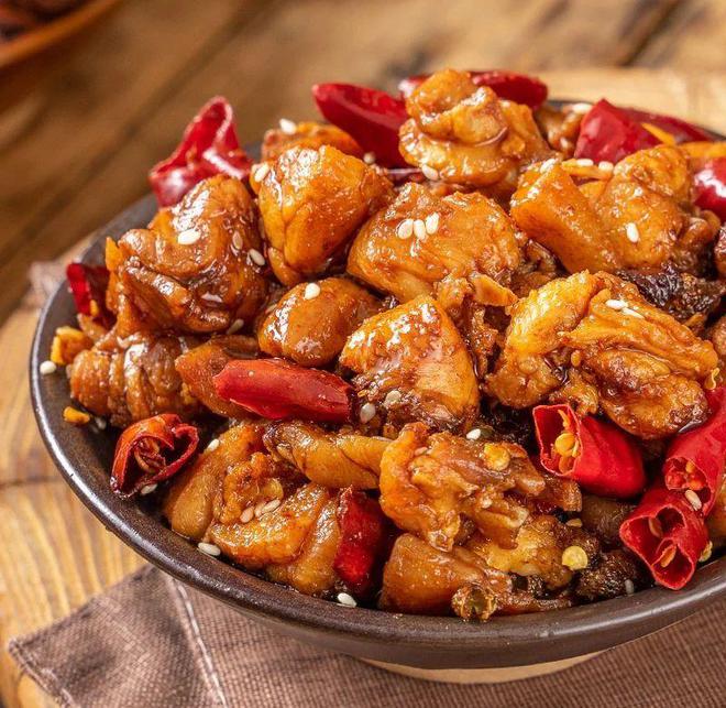 解锁四川美食密码：冷吃兔的独特风味(图1)