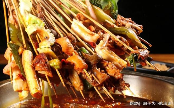 九游娱乐文化:串串香的利润有多大?揭秘创业的真实收益(图3)