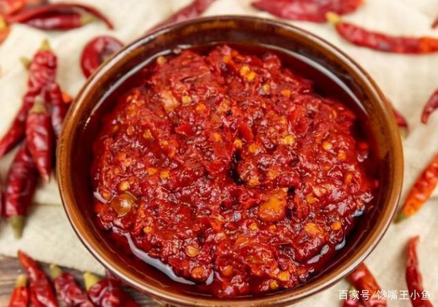 郫县豆瓣怎么挑?记住有这4个特征的别买再不担心买到“假货”(图2)