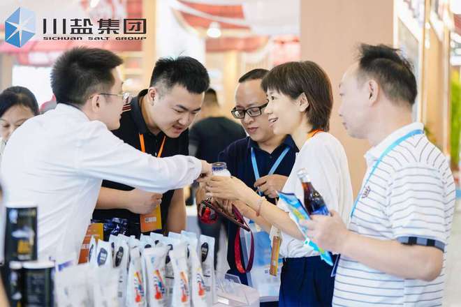 川盐集团：第三届成渝美食工业博览会的璀璨“盐”值担当(图3)