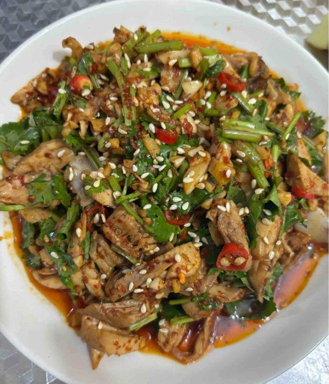 一口难忘川味手撕鸡的绝妙滋味(图1)