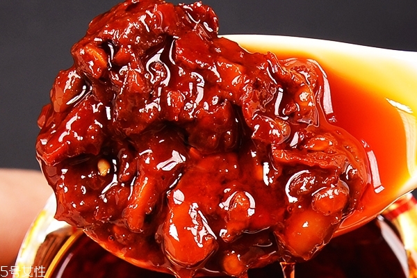 九游娱乐:豆瓣酱的功效和作用(图5)