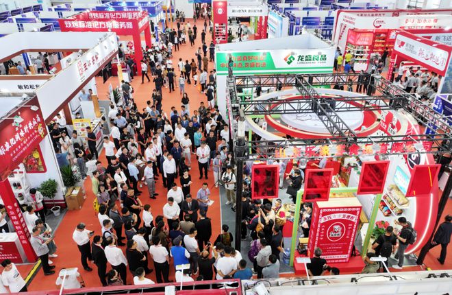 九游娱乐:百余主播现场选品!2024山东(乐陵)调味品博览会举行(图1)