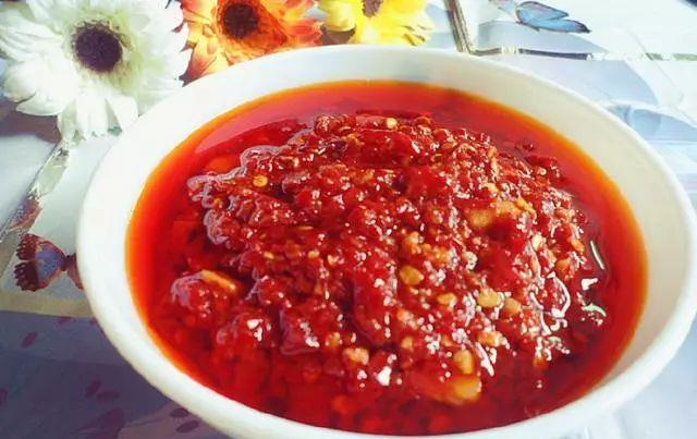 九游娱乐:姥姥秘传“豆瓣酱”配方老干妈都得服炒菜下饭一绝学会太赚(图1)