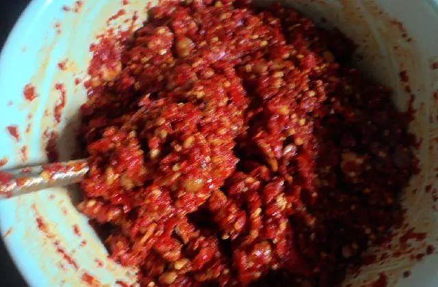 九游娱乐:姥姥秘传“豆瓣酱”配方老干妈都得服炒菜下饭一绝学会太赚(图2)
