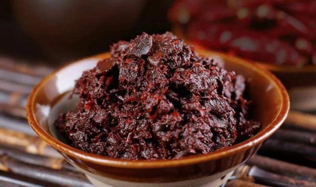 黄豆酱和豆瓣酱傻傻分不清它们有什么差别？很多人一直没搞明白(图2)