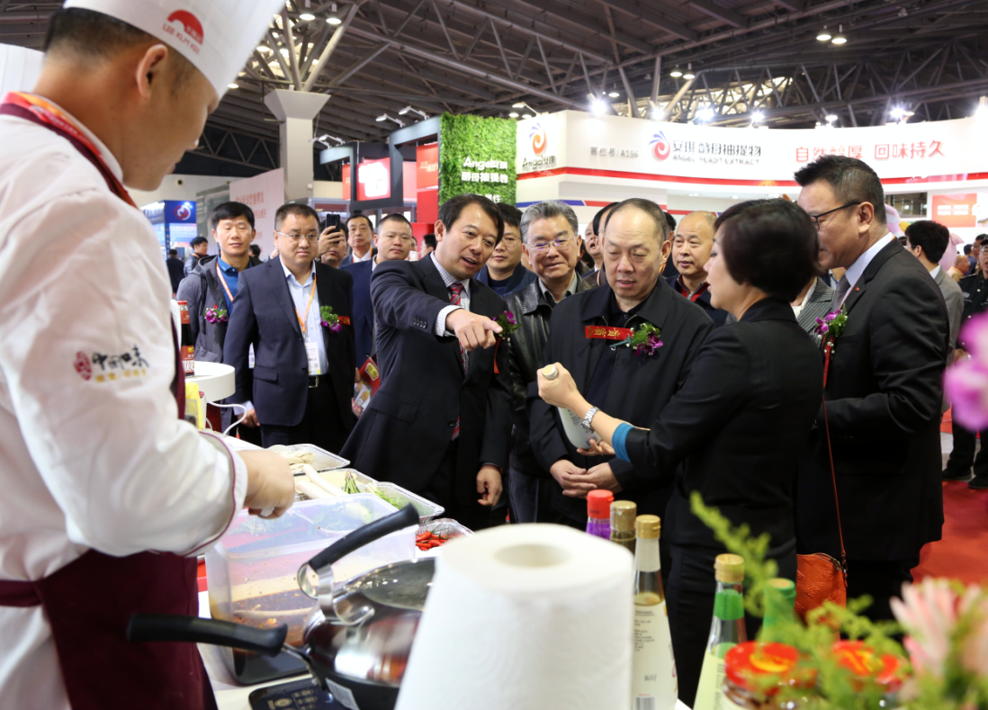 2017中国调味品展招商火爆进行中盐业展区受青睐(图2)