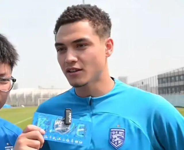 九游娱乐：国足利好！20岁天才伤愈归来伊万曾想提拔他(图6)