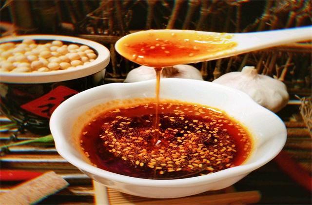 好的川菜红油首先辣椒要好没有复杂的步骤比例用途非常广泛(图5)