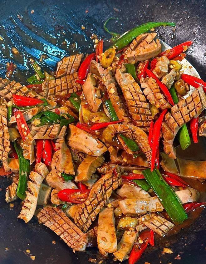 川菜经典：火爆腰花的魅力(图1)