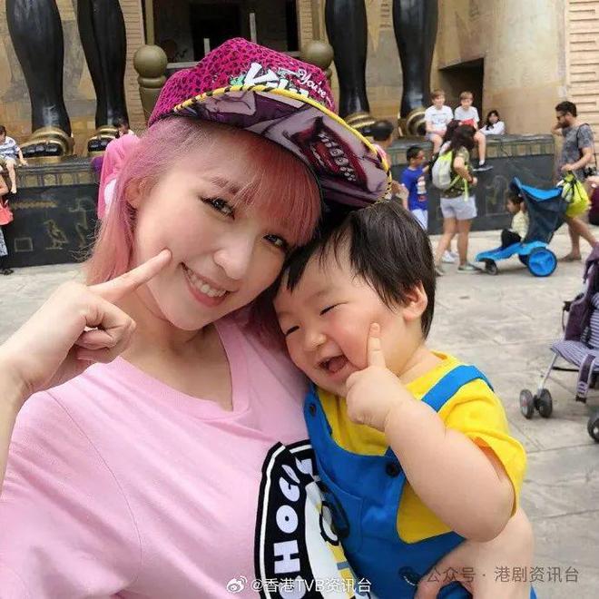 九游娱乐：“TVB宅男女神”转型做KOL赚到风生水起！嫁有钱老公身价曝涨(图2)