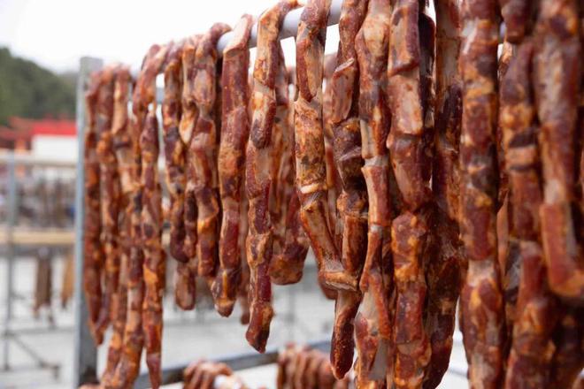 吃一口想一年!排骨香肠的由来你肯定不知道(图1)