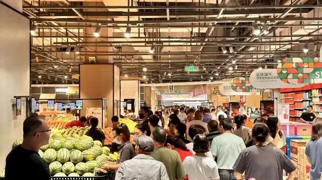 九游娱乐:胖东来:中国零售的神话(图10)