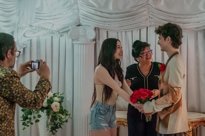 奥斯卡5项大奖立捧的《阿诺拉》在豆瓣眼里仅67(图3)