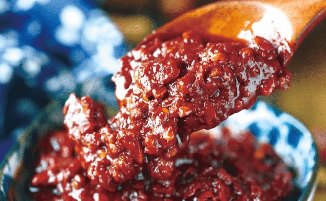 有颜又有料恒星率先推出挤挤装零添加豆瓣酱！(图1)