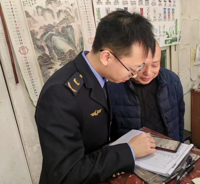 安州区市场监管局持续深入推广川食安平台“溯源码”应用(图2)