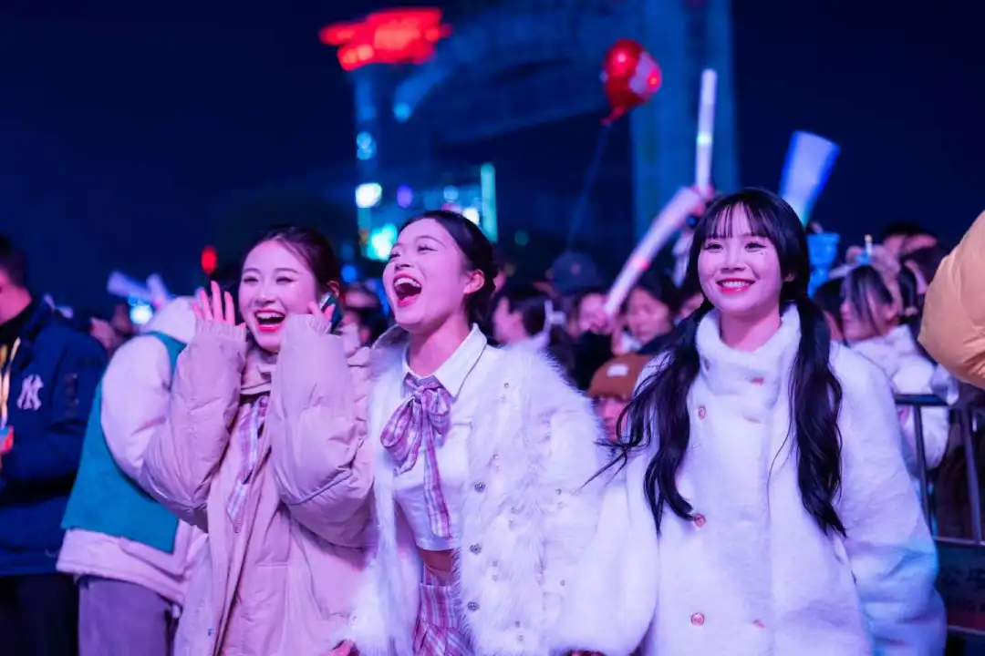 九游娱乐：江西明月山：用节日营销点燃2025年文旅新热潮(图5)