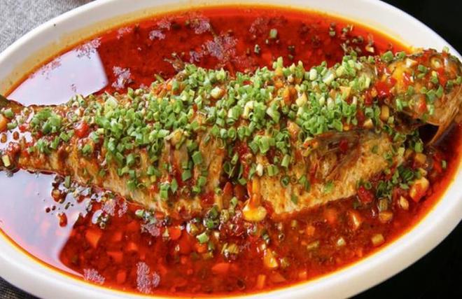 九游娱乐文化:四川豆瓣鱼引发美食热潮食客纷纷点赞(图4)