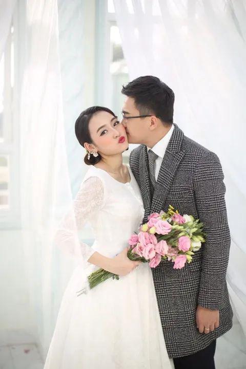 九游娱乐：香港女歌手遭质疑滥用公屋兼疑曾背叛前夫凌晨发文回应负面新闻：我都是这么说(图2)