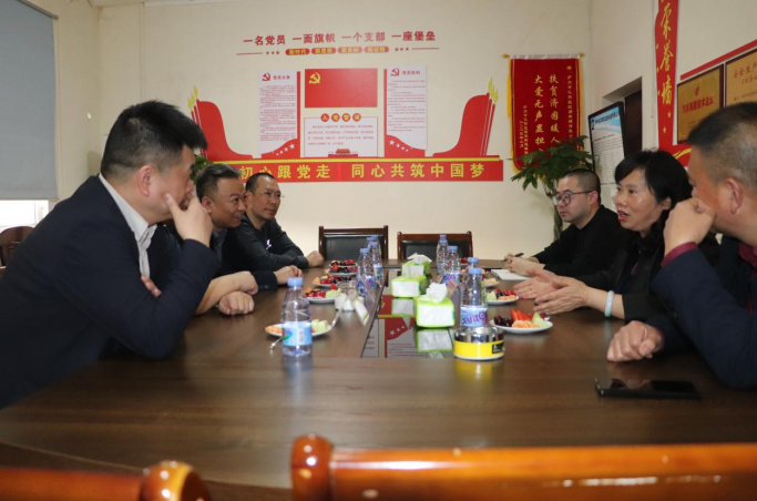 九游娱乐文化：四川省贸促会调研泸州红岩机械助力泸州制造扬帆出海(图1)