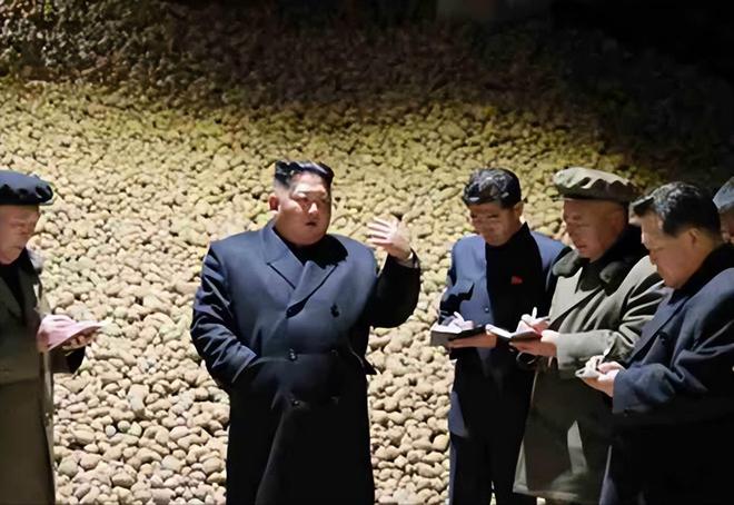 在金正恩治理下朝鲜人日常三餐都吃些啥？米饭、泡菜、大酱汤(图12)