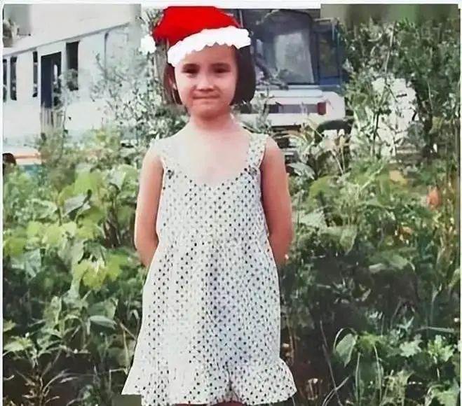 影后宋佳与小7岁导演步入婚姻揭秘与5婚导演同居生活。(图3)