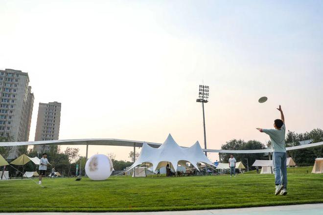 九游娱乐：五一假期必冲！北京最好吃的活动北京LOOK(图2)