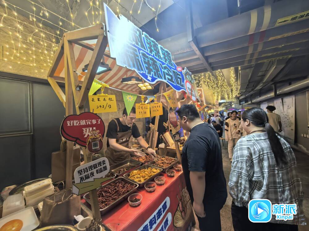 想吃四川美食？来凤溪地夜市这个宝藏摊位就对了(图3)