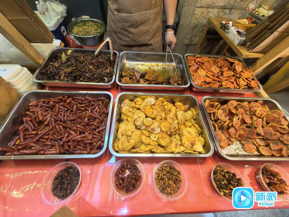 想吃四川美食？来凤溪地夜市这个宝藏摊位就对了(图2)