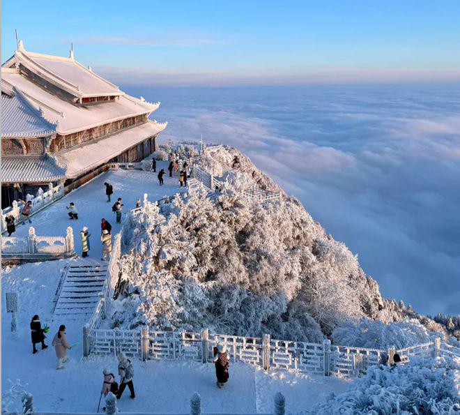 九游娱乐文化：四川5-9月跟团旅游攻略四川五日游最佳路线小白可直接冲！(图1)