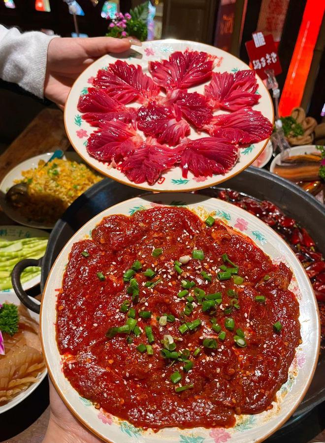 辣得过瘾！四川火锅的美味秘籍在这里(图2)