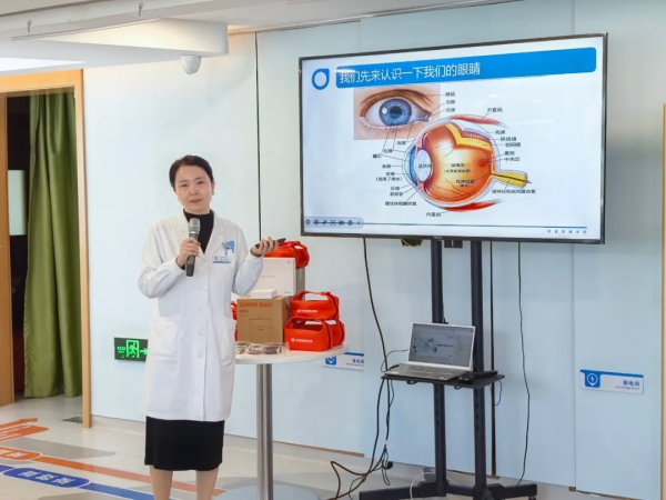 九游娱乐：近视手术再升级！微创全飞秒精准40屈光新技术升级发布会圆满举行！(图3)