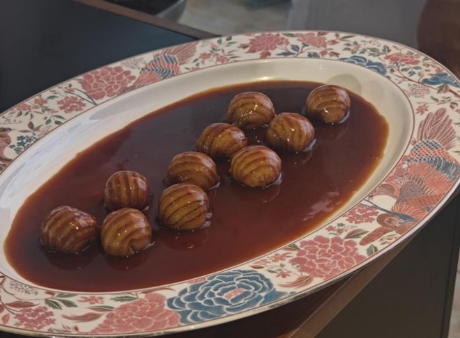 九游娱乐文化：以食为媒对话全运！两地大厨同台献艺共绘“穗渝连心”(图3)