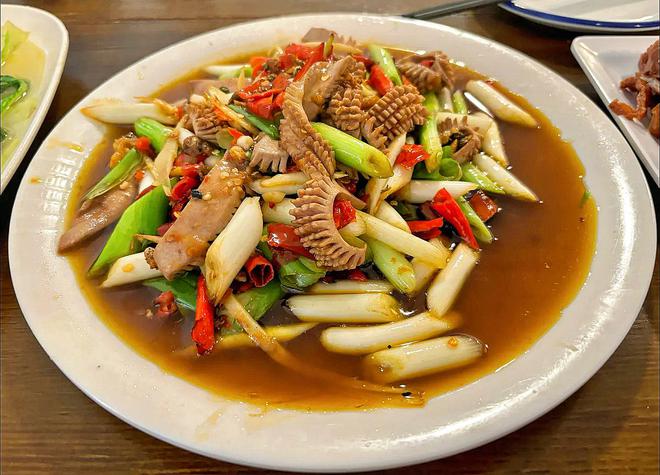 90年代的老馆子一道“香酥肥肠”惊艳了多少岁月！(图6)