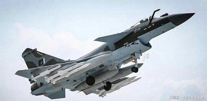 巴军48小时内击落82架军机印军遭遇五连败莫迪求助美英。(图1)