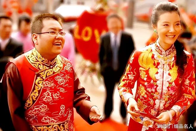 车晓离婚13年：热衷美食、化妆活成了中年少女视婚姻为奢侈品(图10)