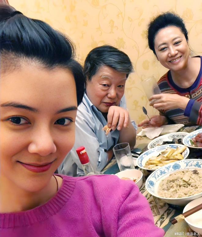 车晓离婚13年：热衷美食、化妆活成了中年少女视婚姻为奢侈品(图12)
