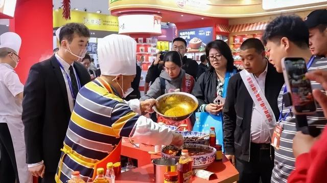 我敢赌：每个成都人屋头必有1罐！(图6)