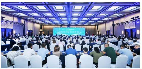 第二十五届中国方便食品大会在蓉城举办(图1)