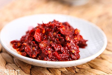 豆瓣酱的挑选方法四个方面挑选(图1)