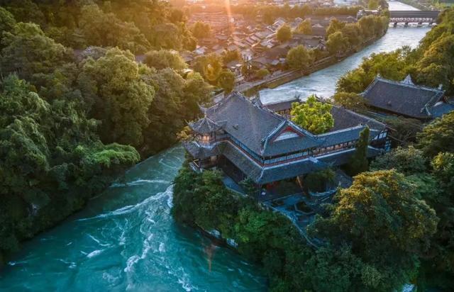 珍水润天府·都江花月夜(图2)