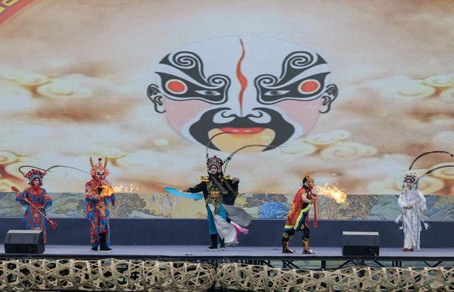 珍水润天府·都江花月夜(图17)