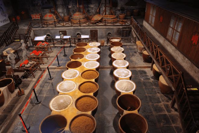 九游娱乐文化:供应链名企恒顺醋业:“食醋第一股”一年卖出21万吨醋(图2)