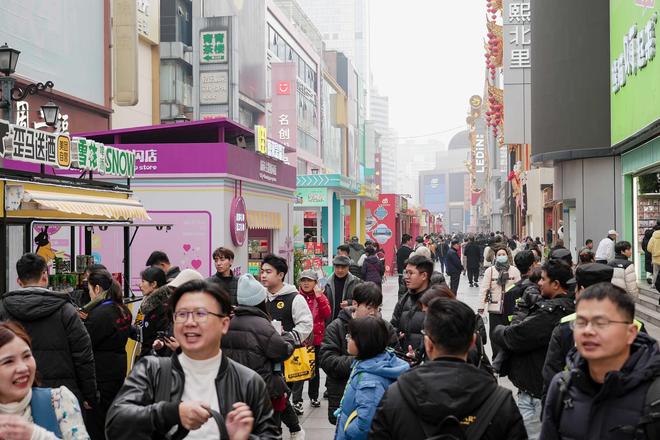 500多款好物汇聚“年礼喜市”成都新春欢乐购打造消费新场景(图3)