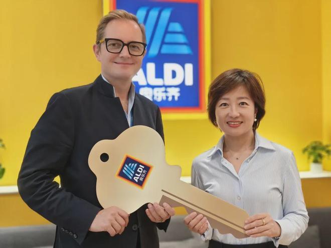 2025食饮高层交班加速新掌门共赴山海(图16)