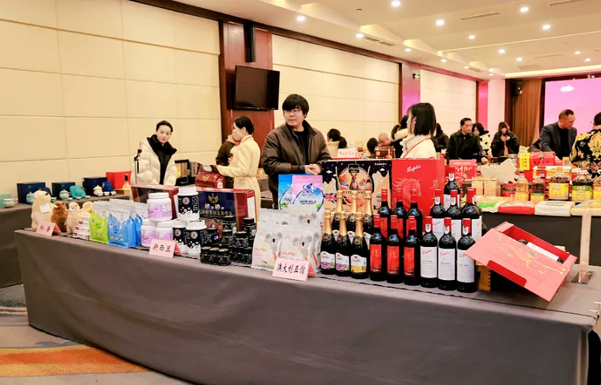 买年货、尝美食来成都高新逛新春年货节→(图3)