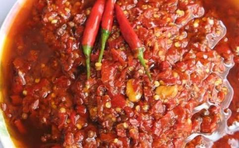 九游娱乐文化:豆瓣酱的禁忌人群这些人不适合吃(图2)