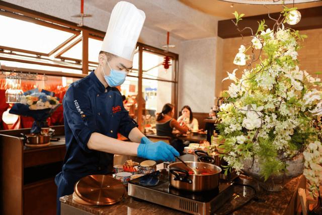 专访汪小菲:6年3个品牌麻六记如何构建大众川菜新生态?(图2)