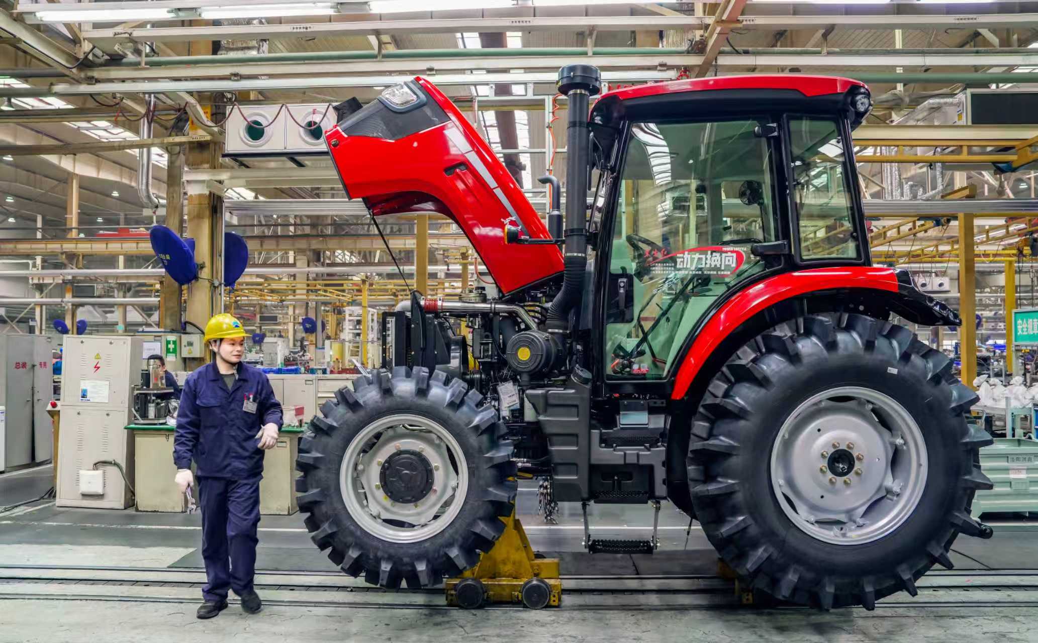 开局之年看中国丨在这条“智造路”上遇见不一样的河南(图2)